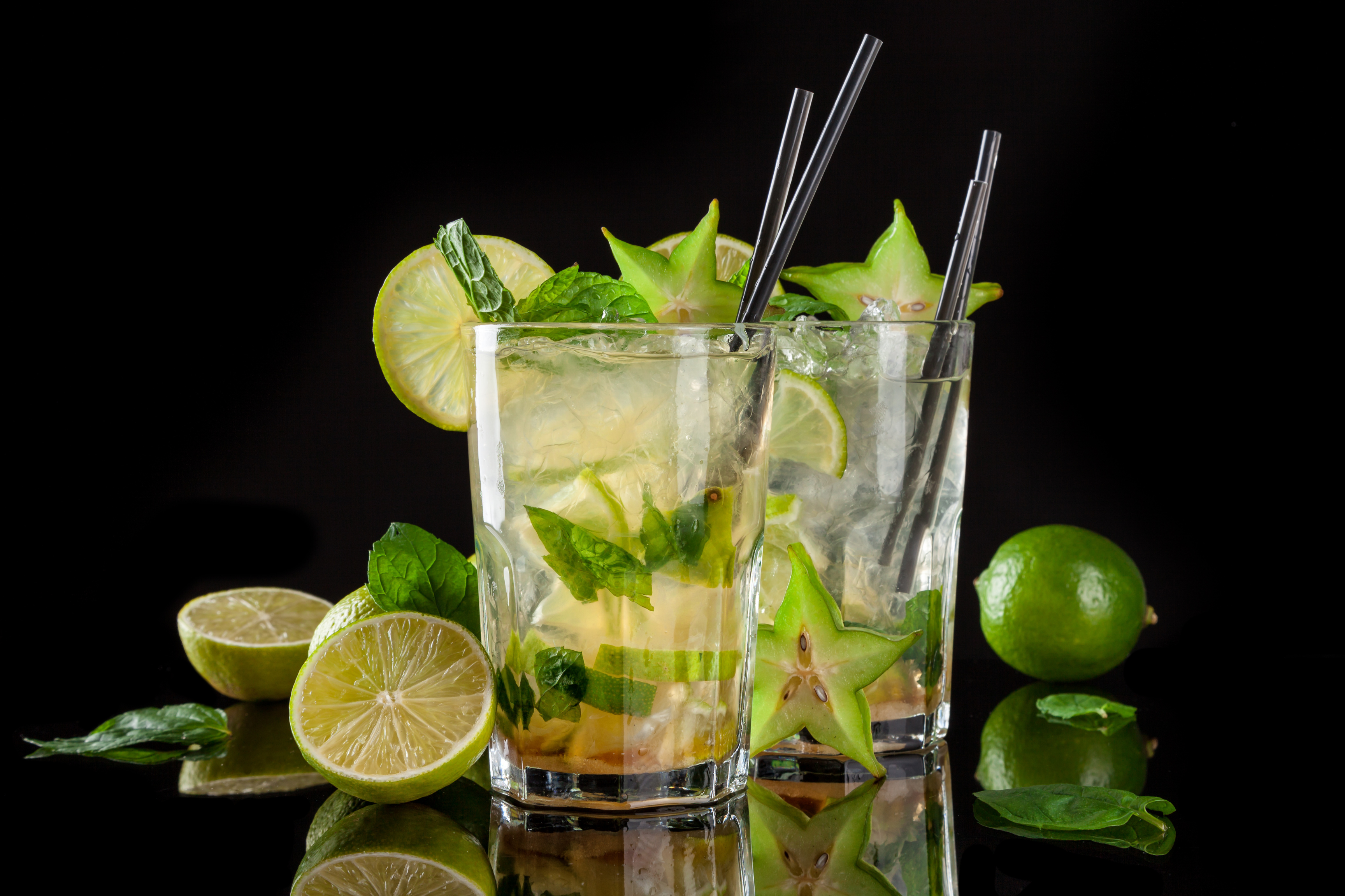 Cóctel Mojito: Frescura Cubana, Tradición Refrescante y Sabor Inigualable en la Mixología