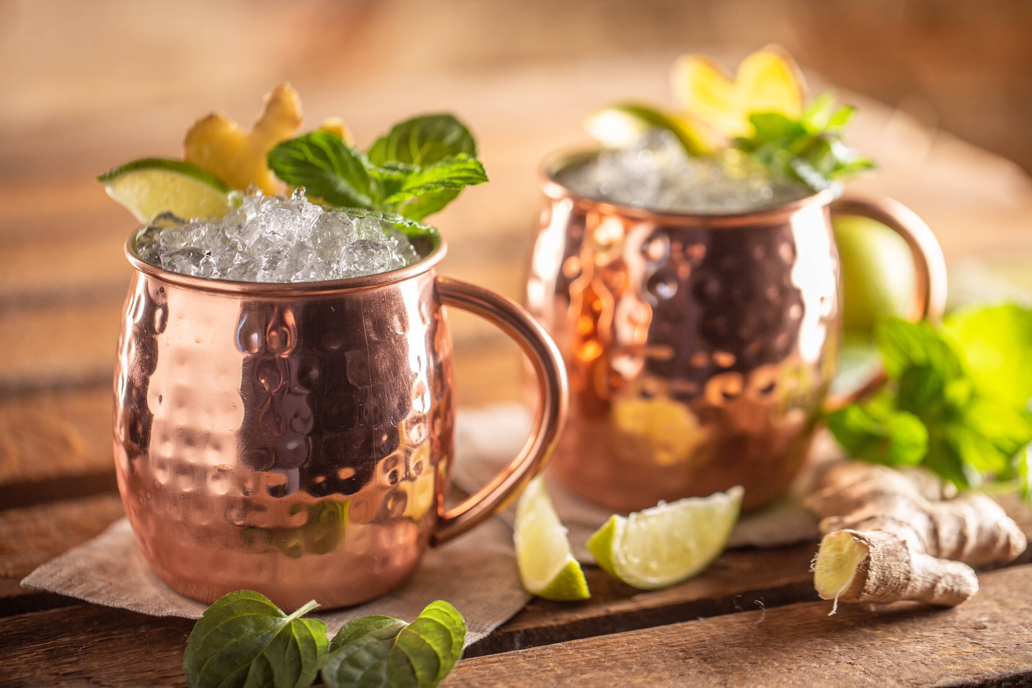 Cóctel Moscow Mule: Frescura Picante, Elegancia Clásica y Legado en la Mixología